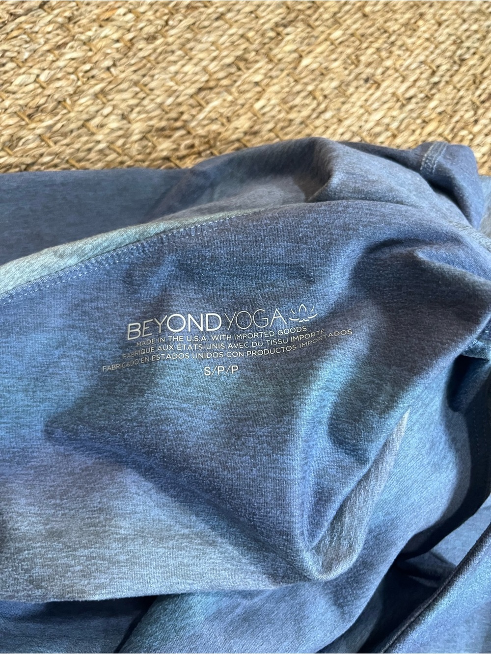 Beyond yoga Blue Ombre One-Shoulder Active Set - Top + Leggings - Picture 4 of 4